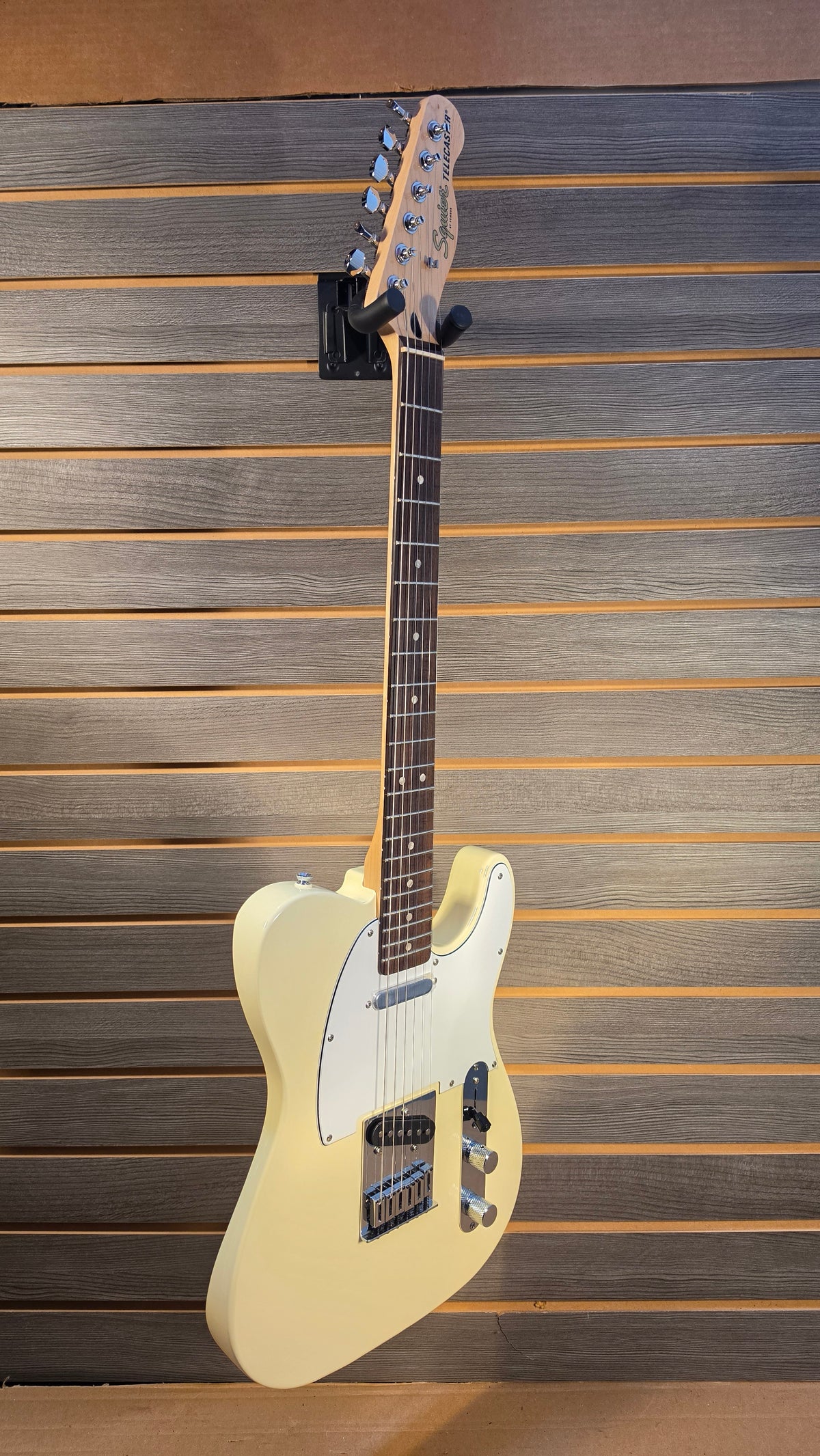 "USED" Fender Tele Squier AFF Olympic White