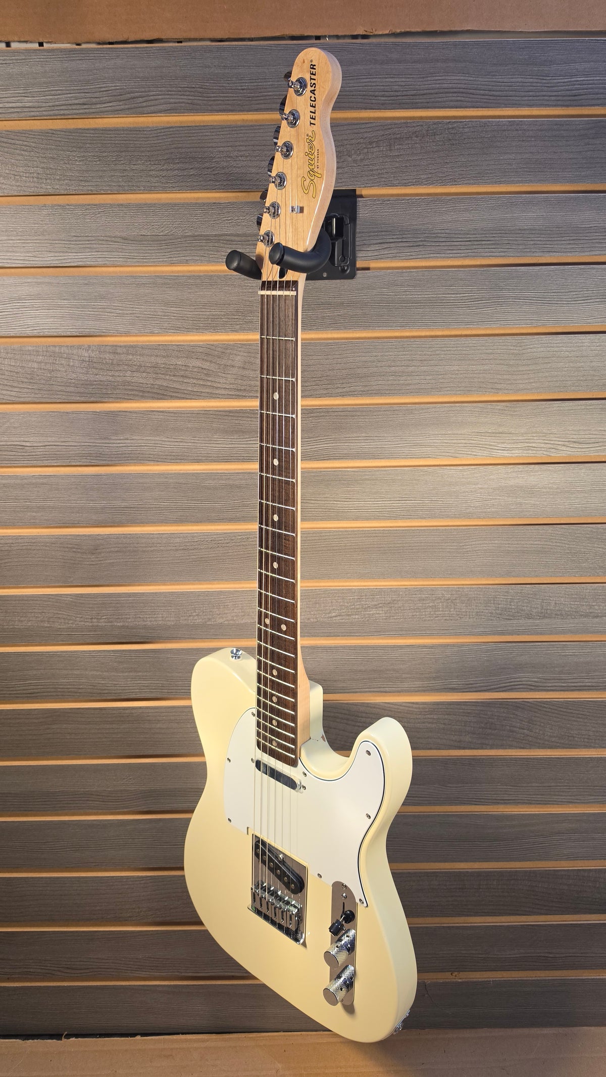 "USED" Fender Tele Squier AFF Olympic White
