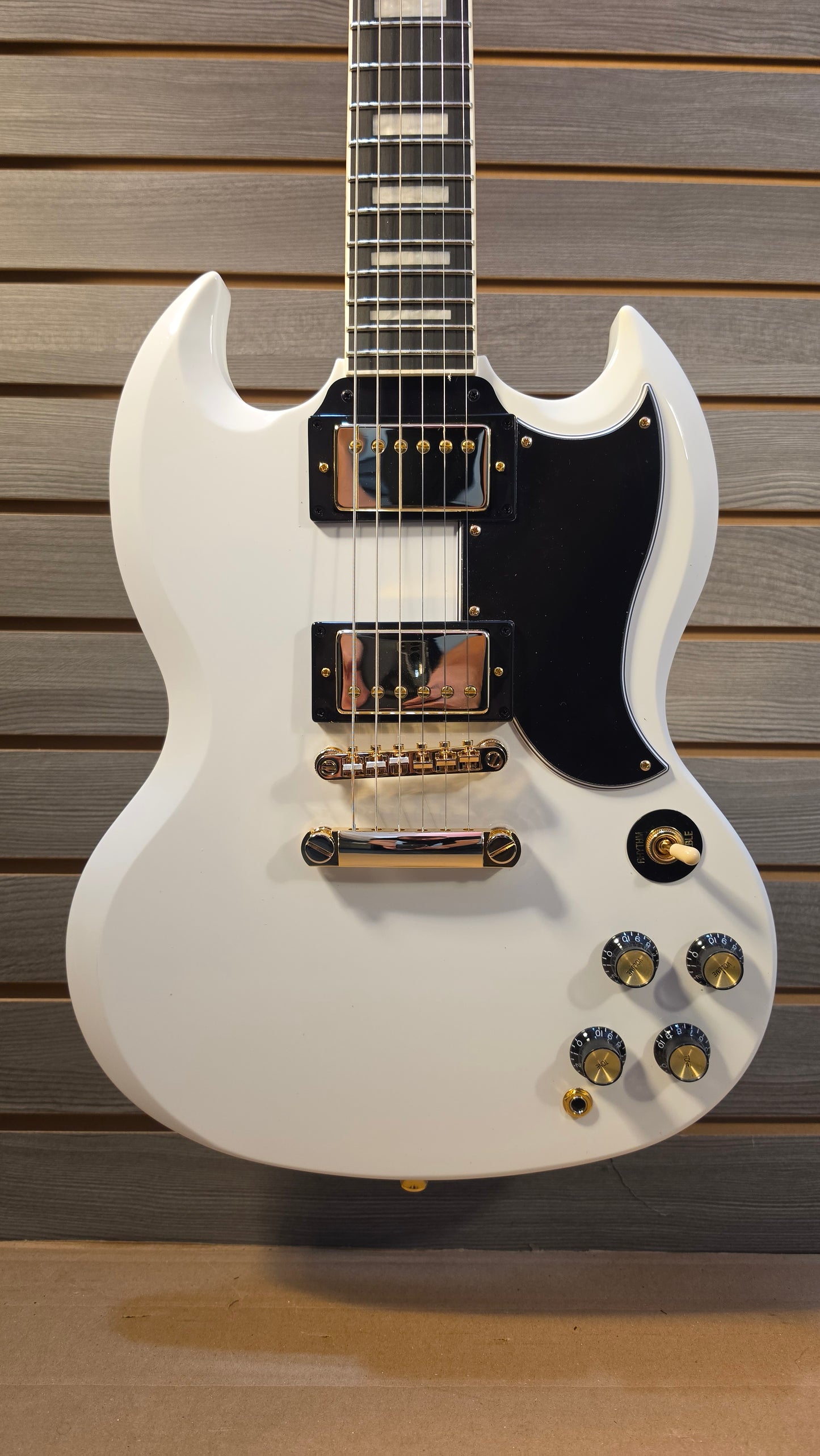Epiphone SG Custom Electric Guitar Alpine White With Premium Gig Bag