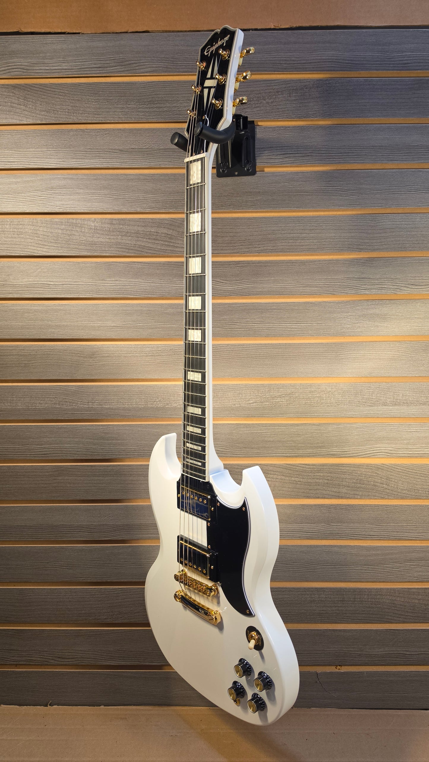 Epiphone SG Custom Electric Guitar Alpine White With Premium Gig Bag