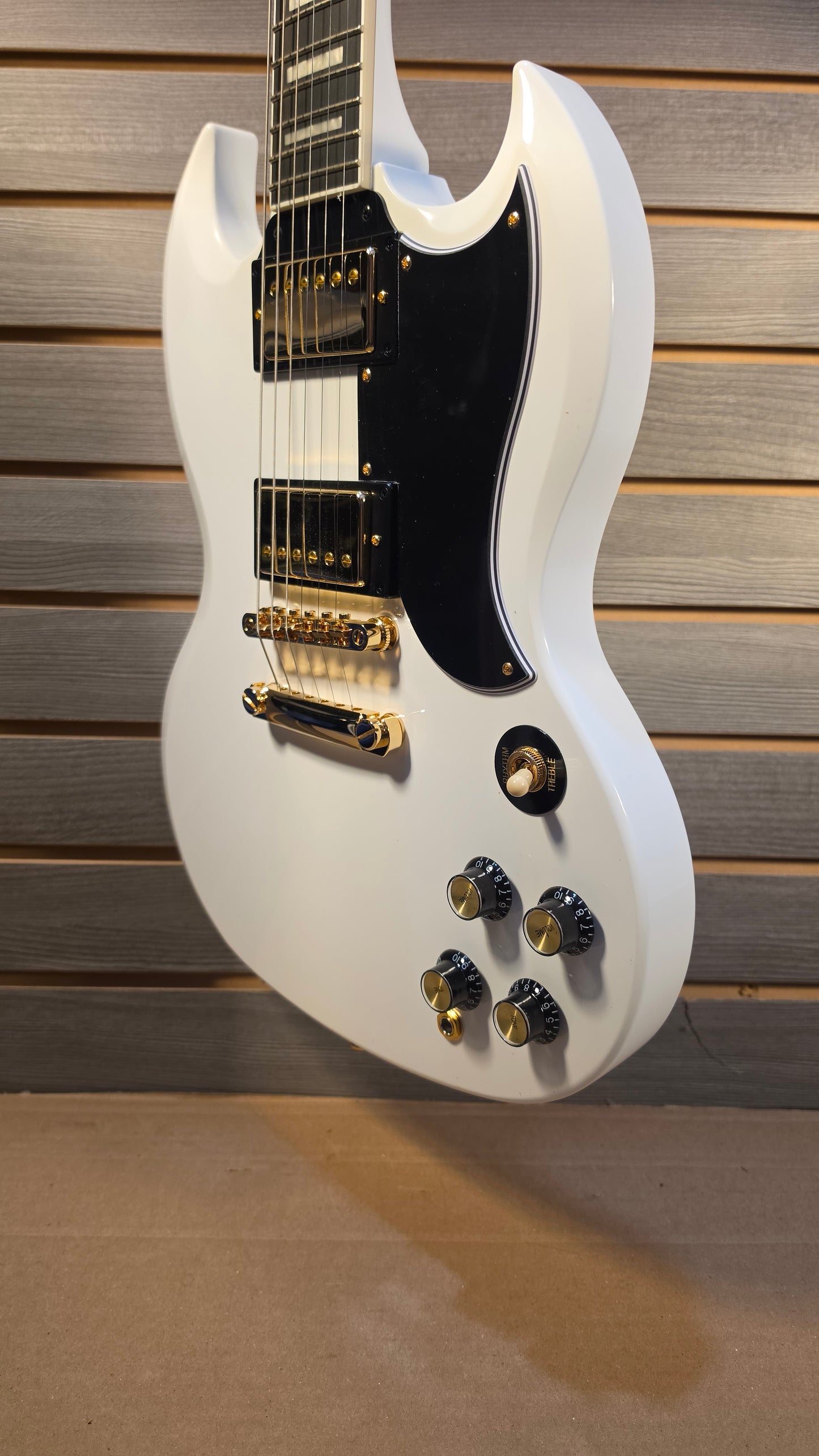 Epiphone SG Custom Electric Guitar Alpine White With Premium Gig Bag