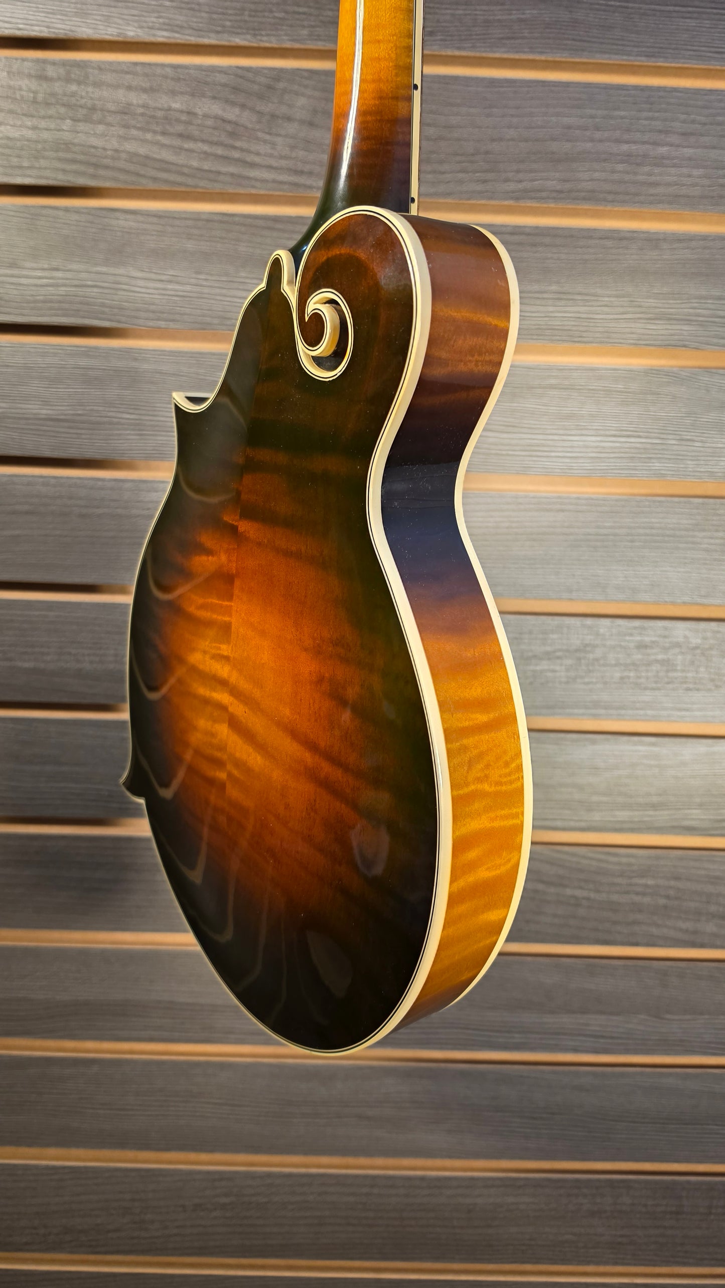 2003 Gibson Mandolin Sam Bush Model With Hardcase