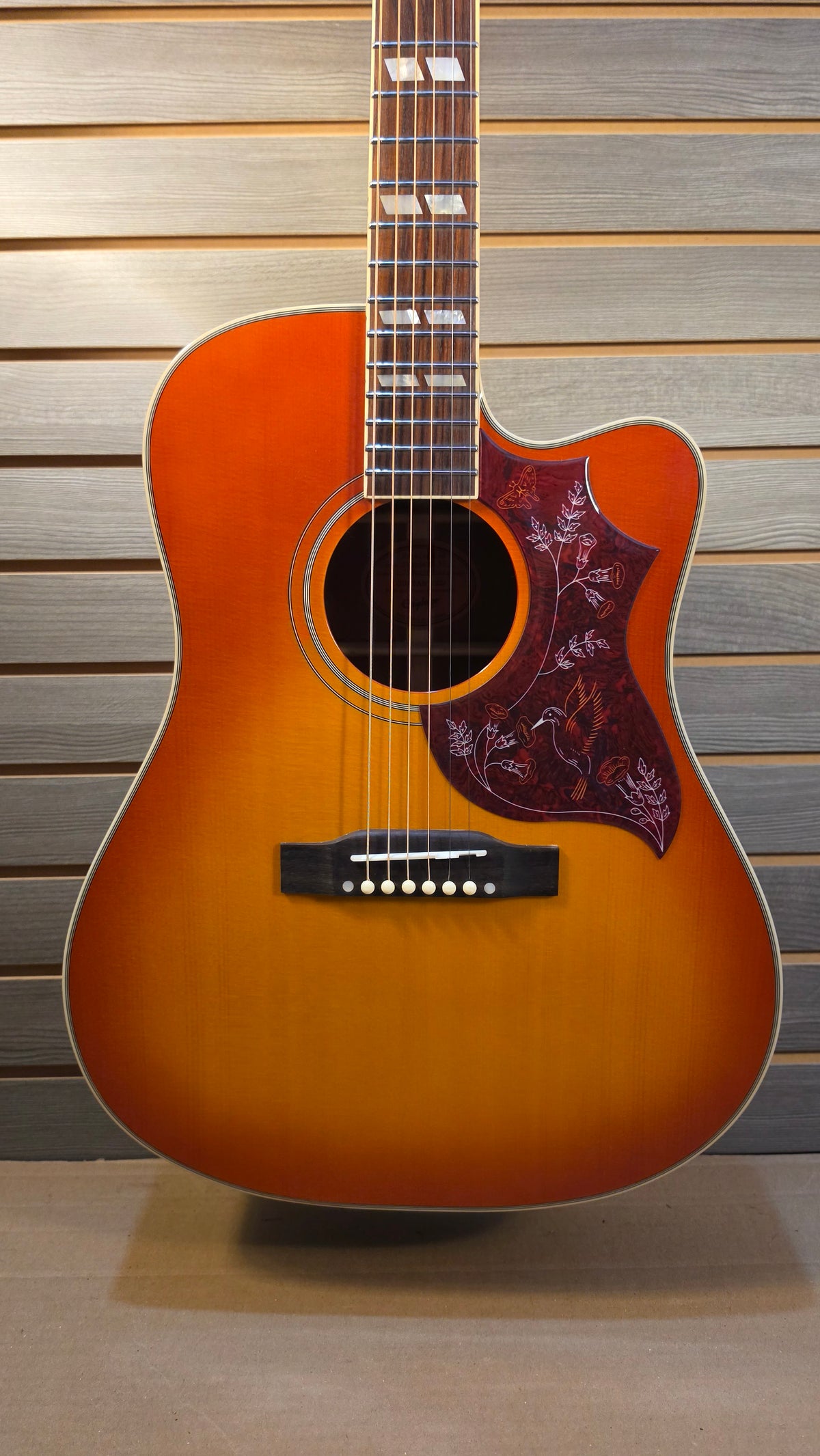 Epiphone Hummingbird Standard EC Cherry Sunburst With Premium Gig Bag