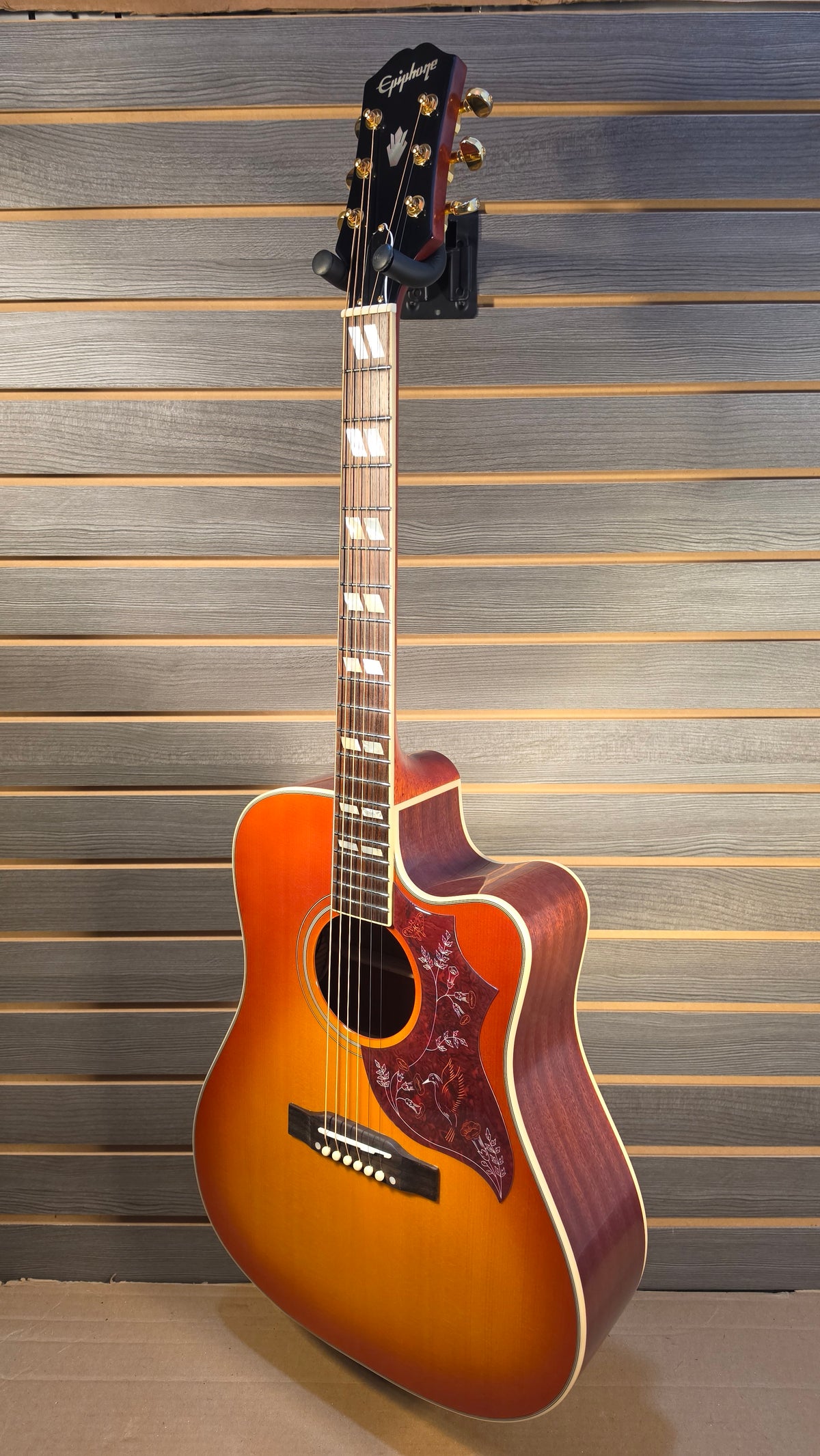 Epiphone Hummingbird Standard EC Cherry Sunburst With Premium Gig Bag