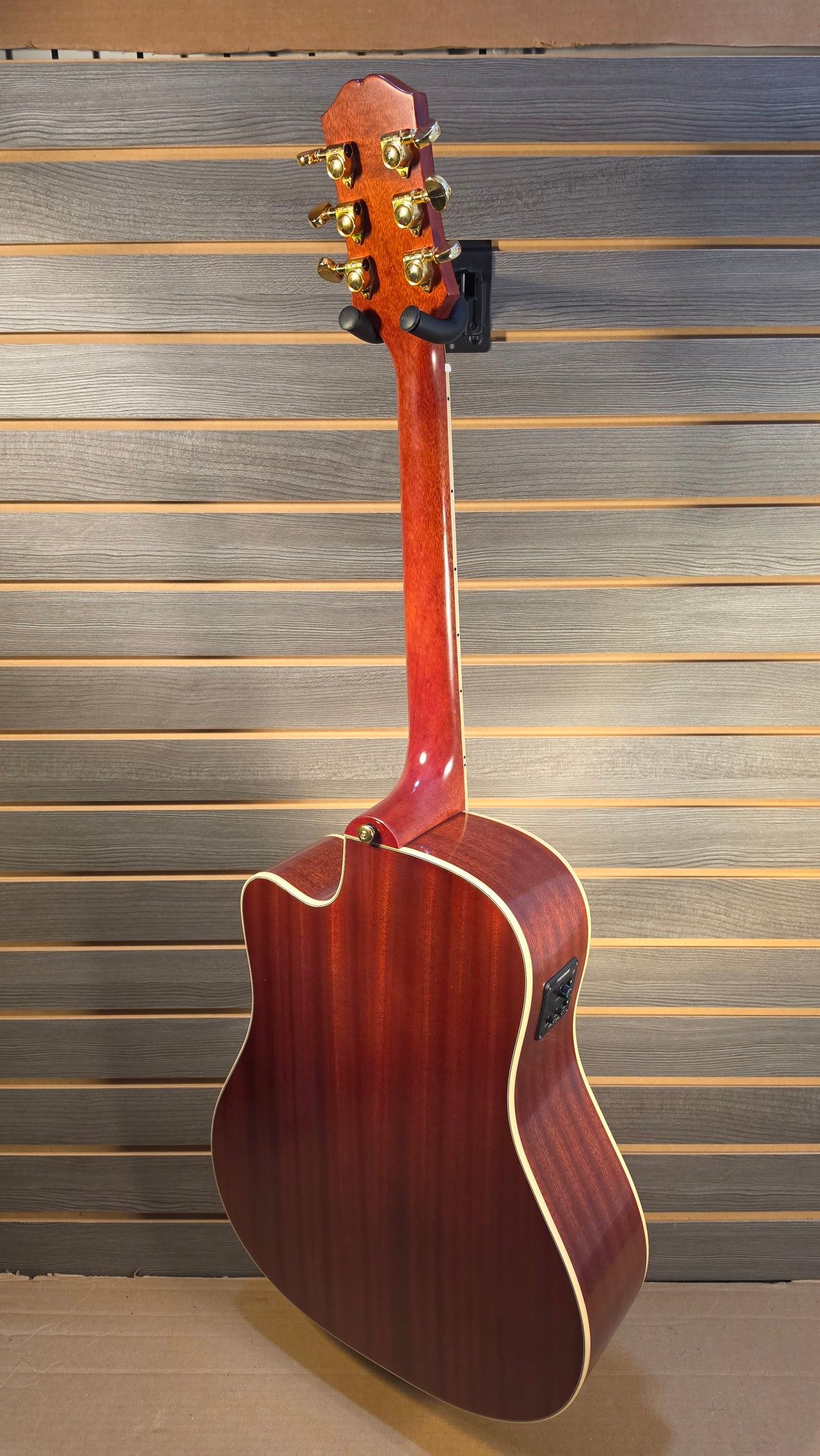 Epiphone Hummingbird Standard EC Cherry Sunburst With Premium Gig Bag