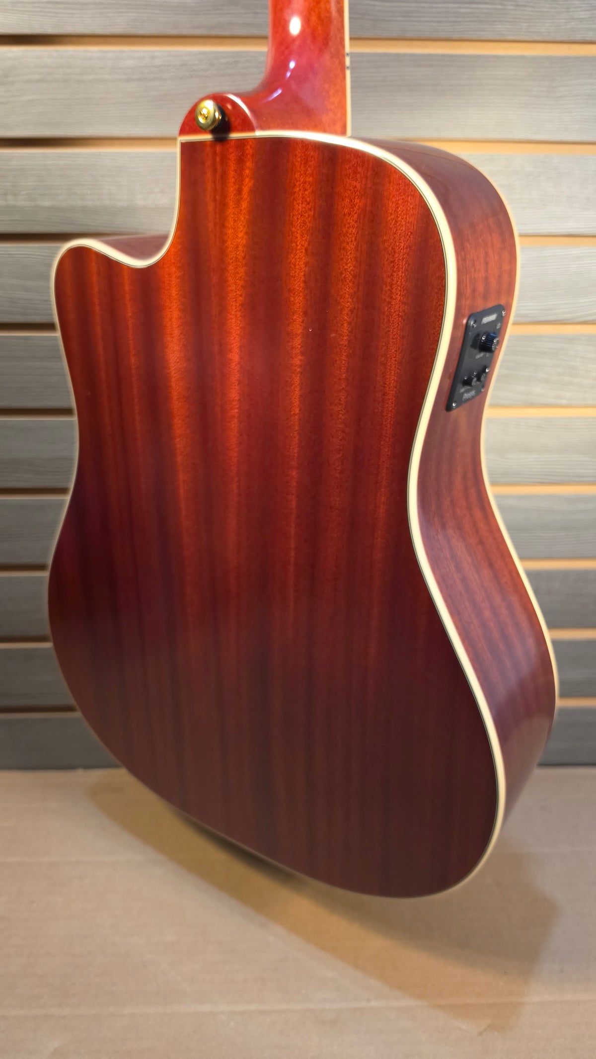 Epiphone Hummingbird Standard EC Cherry Sunburst With Premium Gig Bag