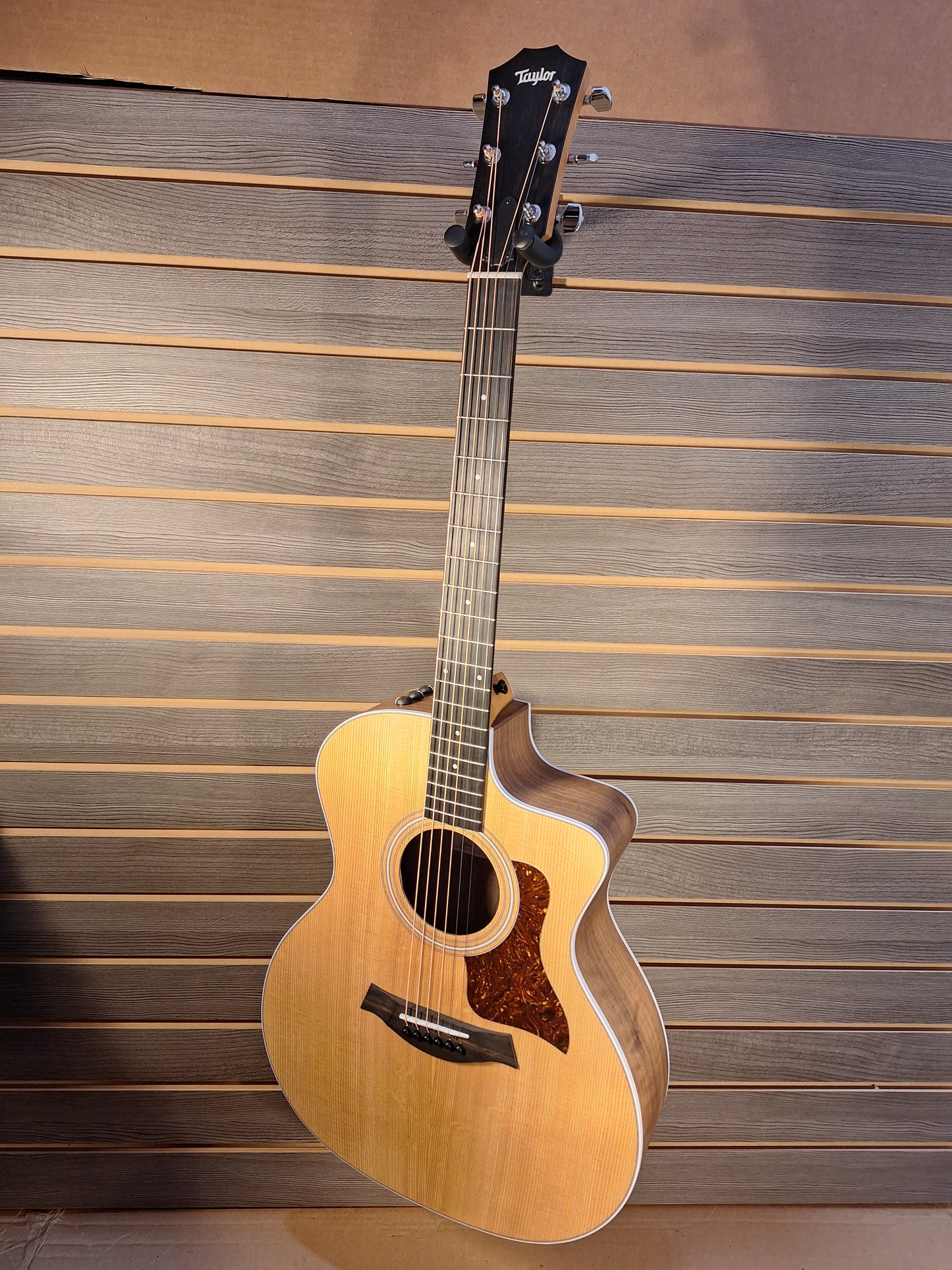 Taylor 214ce Acoustic/Electric Guitar