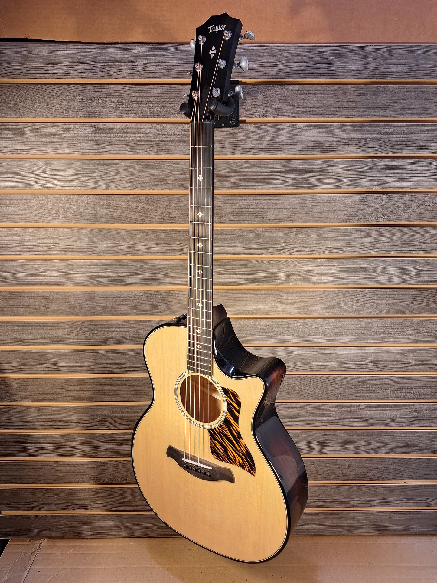 Taylor Builder's Edition 514ce Acoustic/Electric Guitar