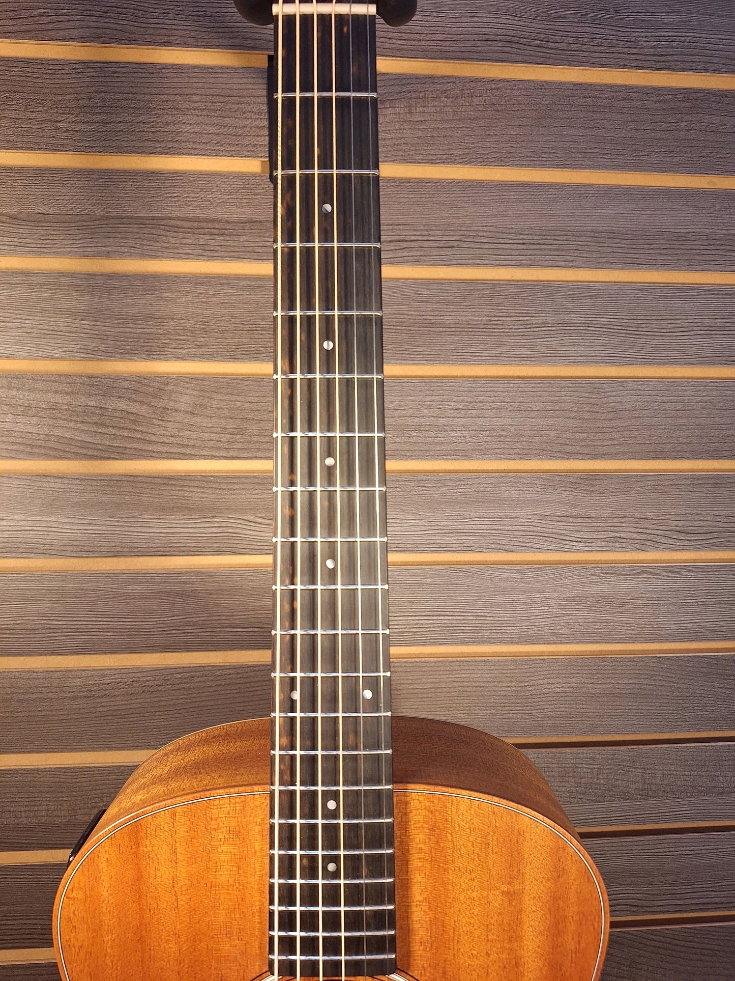 Taylor GS Mini-e Mahogany Acoustic/Electric Guitar