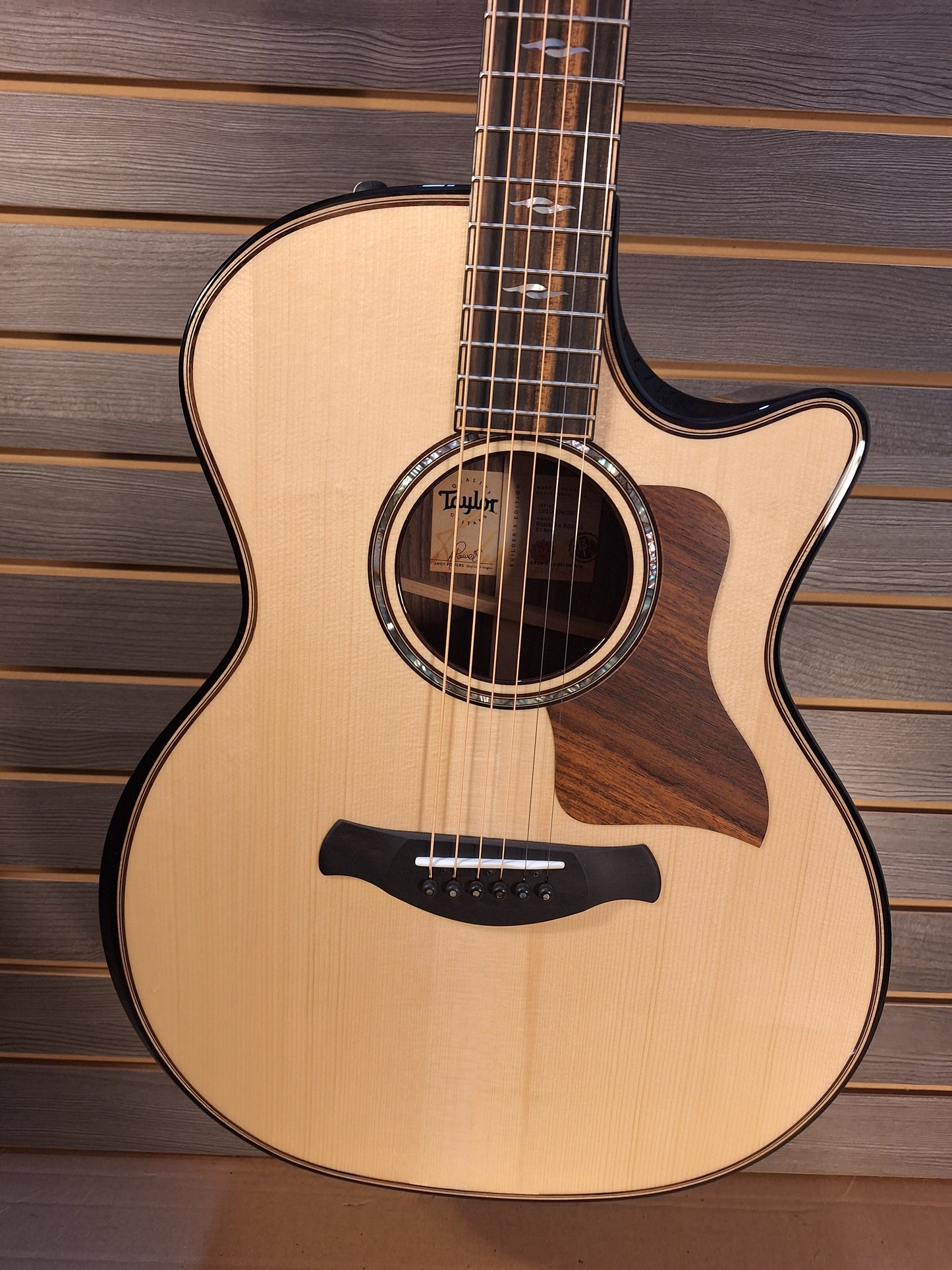 Taylor Builder's Edition 814ce