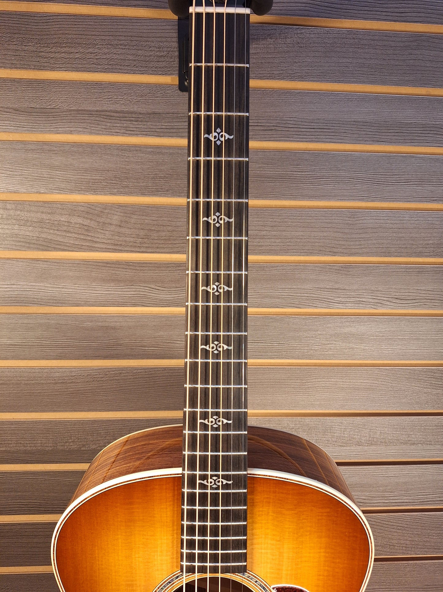 Taylor Gold Label 814e SB Guitar