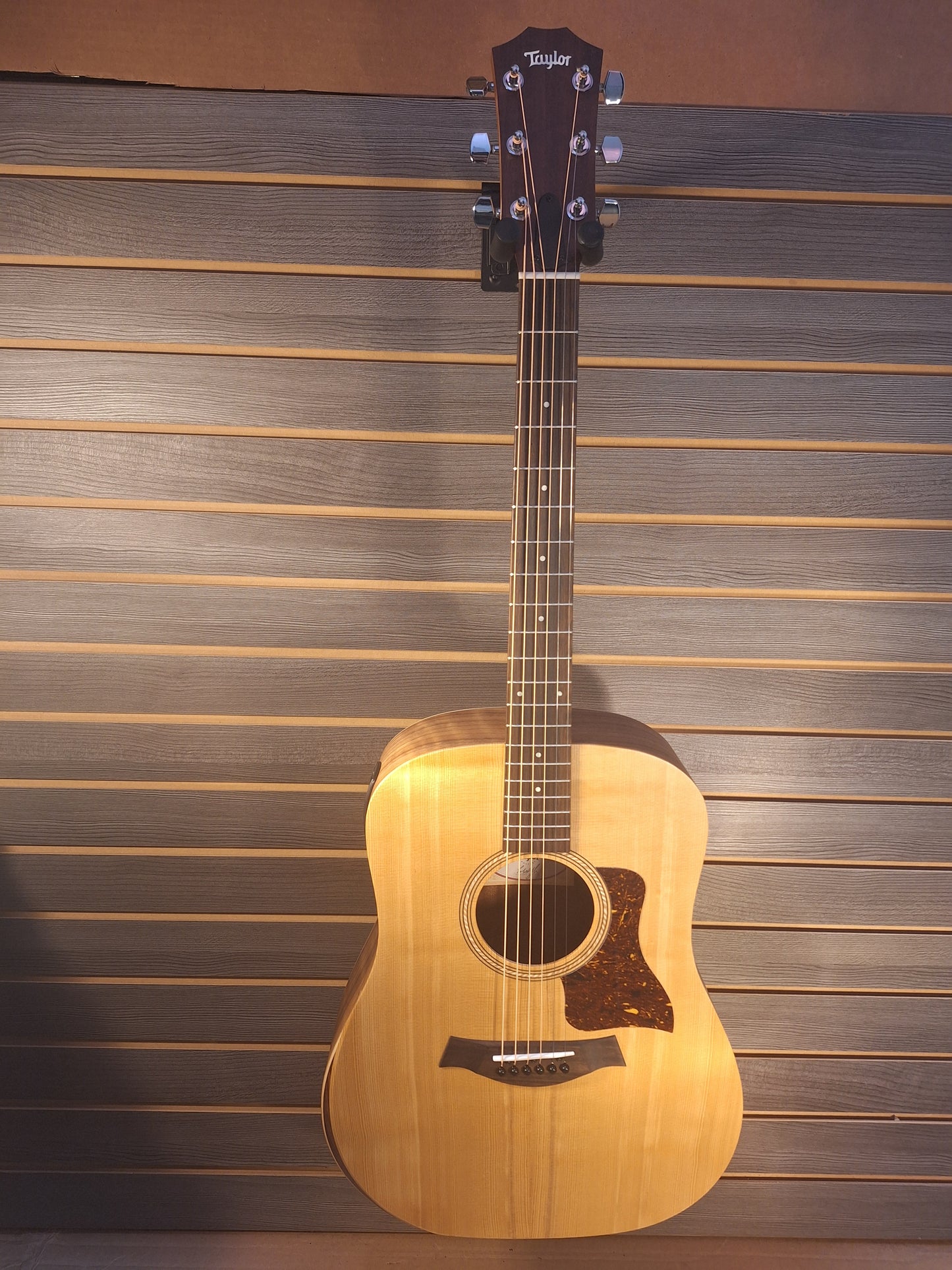 Taylor Academy 10e Acoustic/Electric Guitar