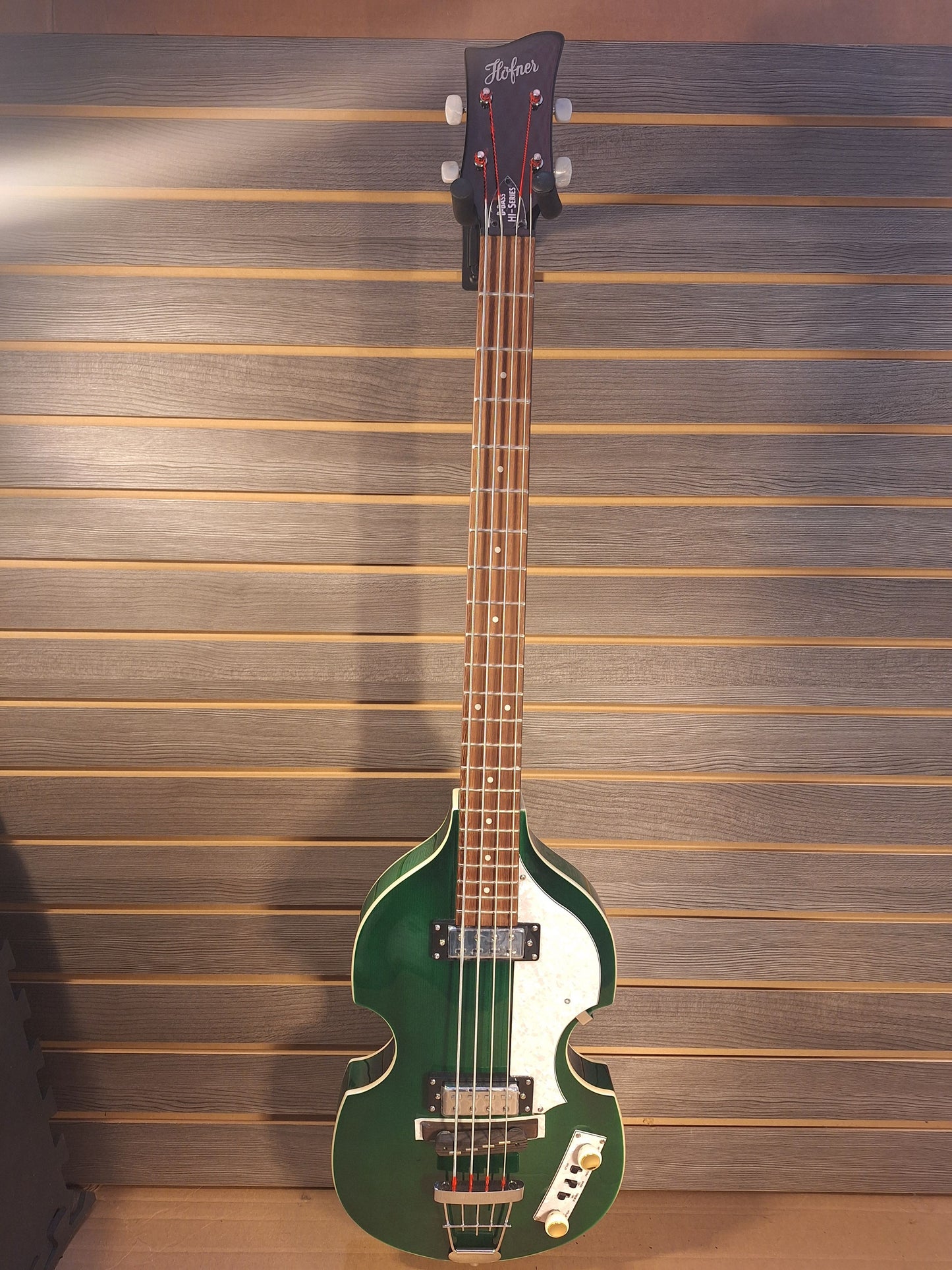Hofner Ignition Pro Violin Bass Green