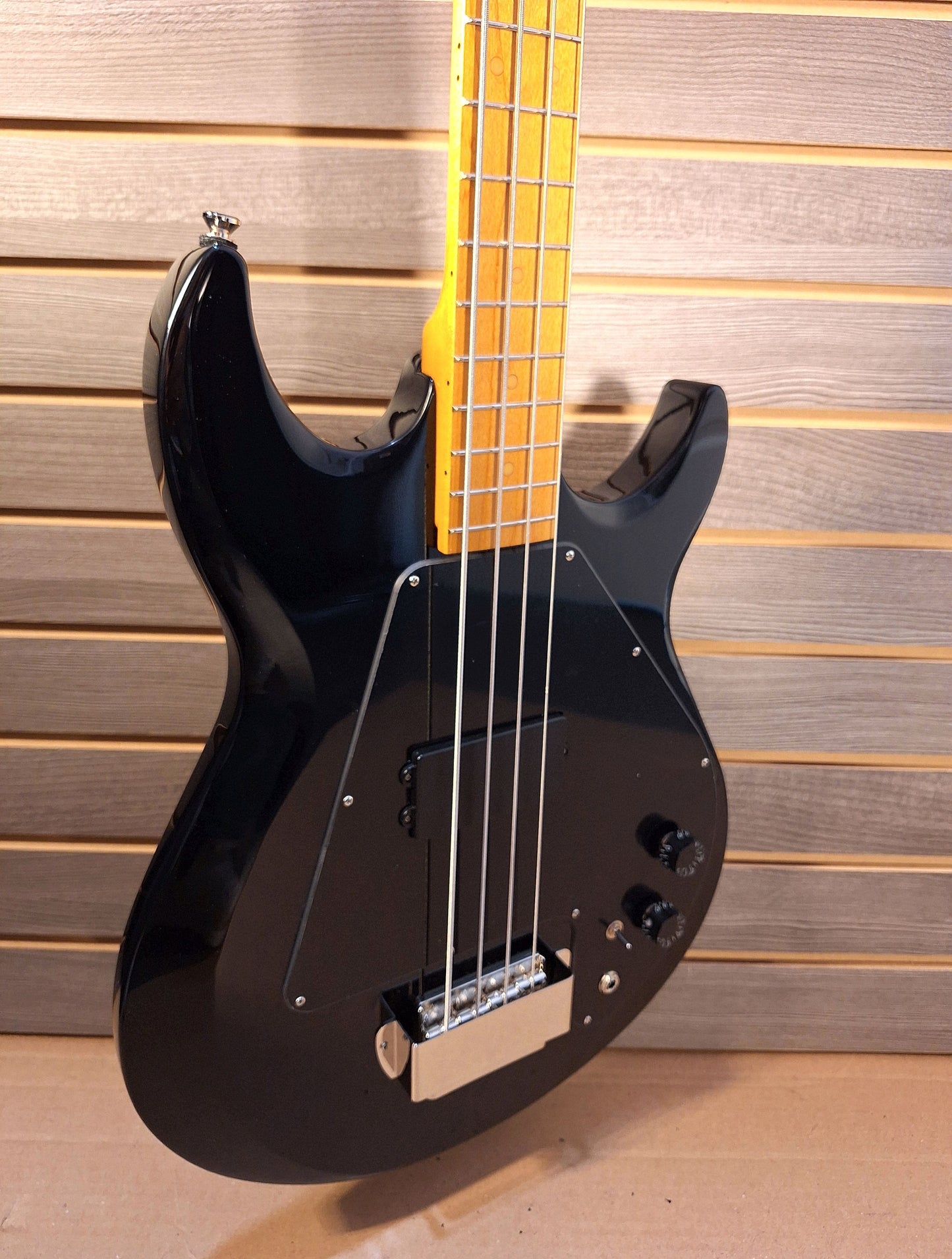 Epiphone Grabber Bass Black With Premium Gig Bag