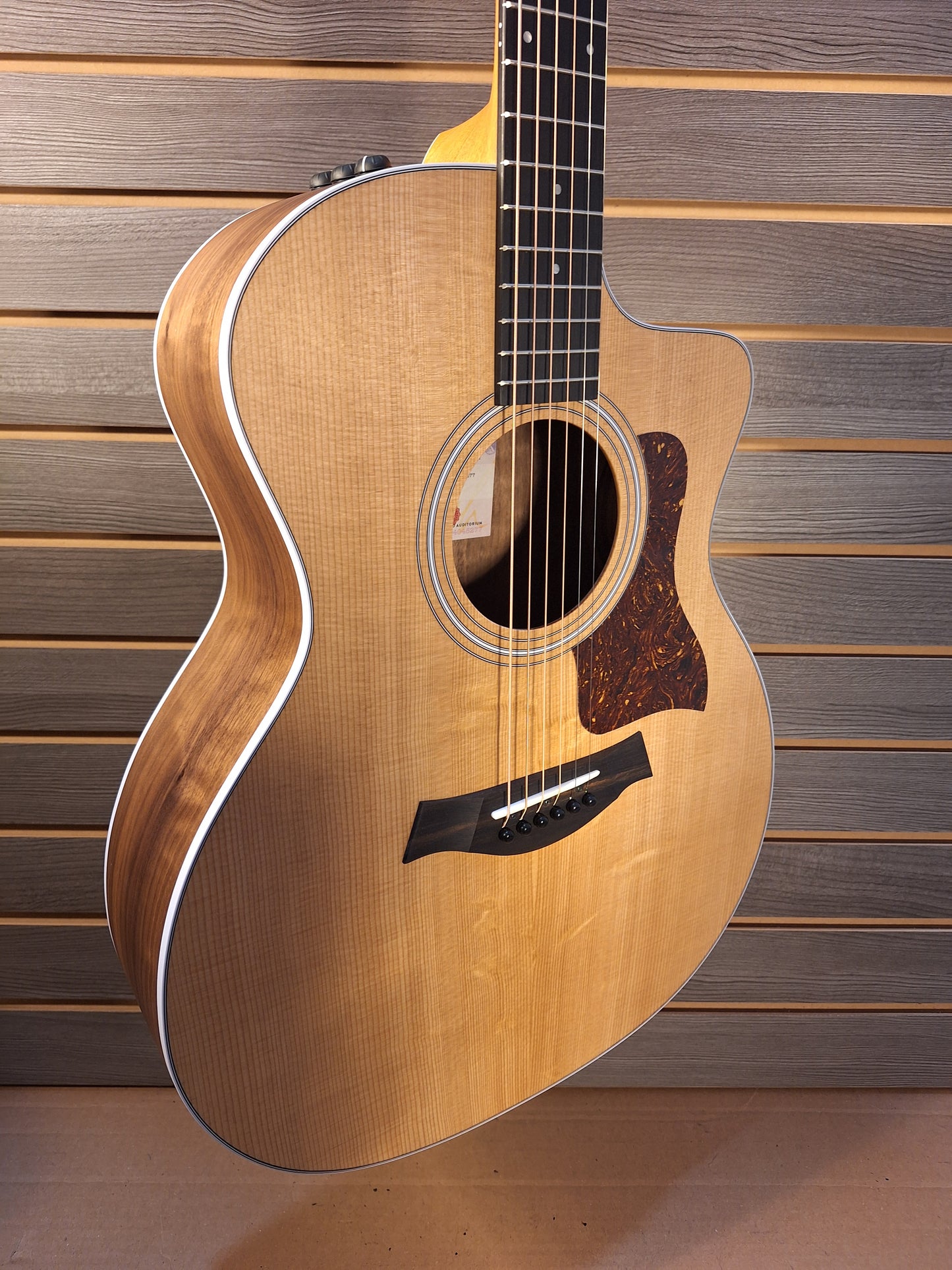 Taylor 214ce Acoustic/Electric Guitar
