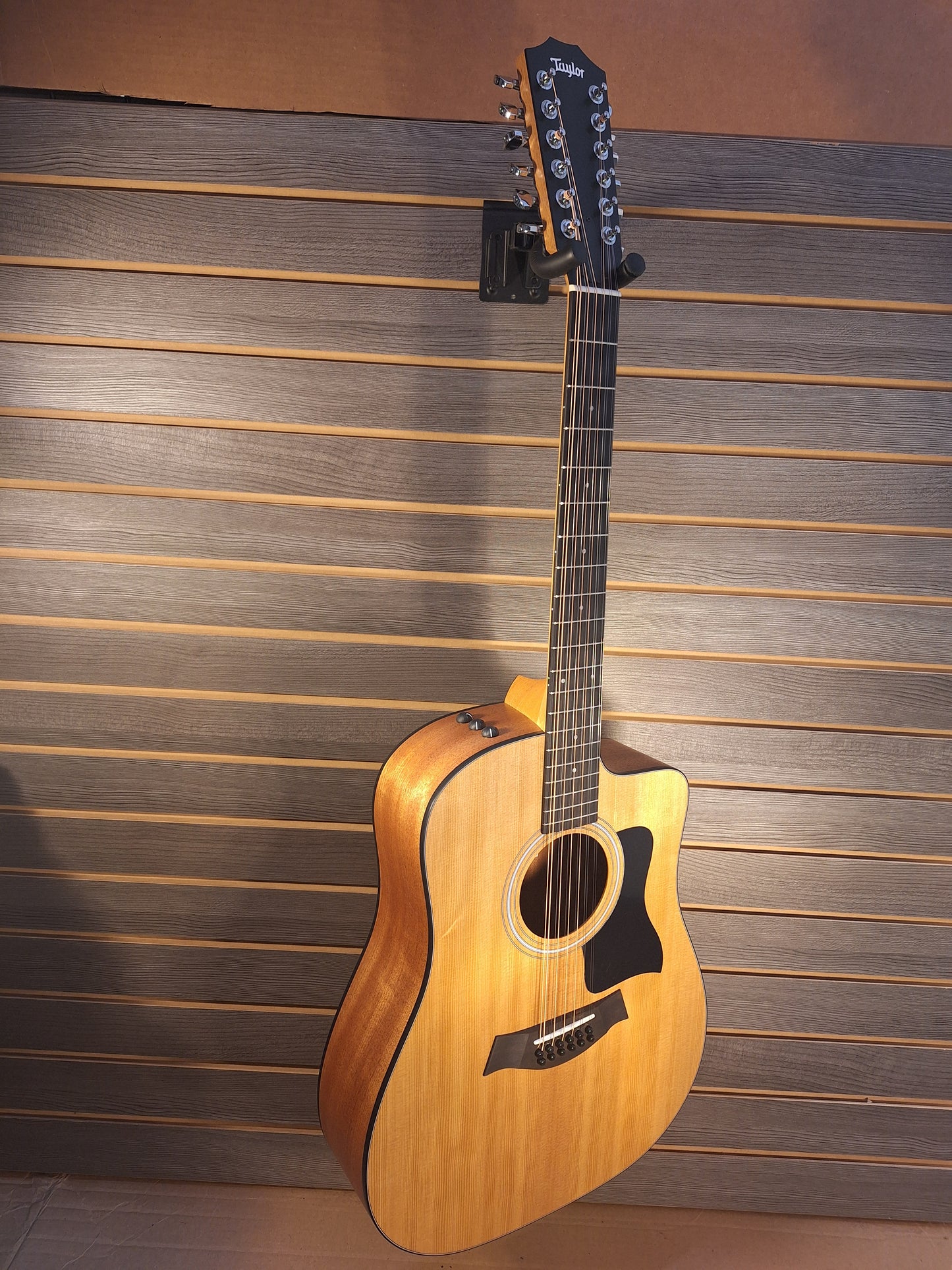 Taylor 150ce Acoustic/Electric Guitar 12 String