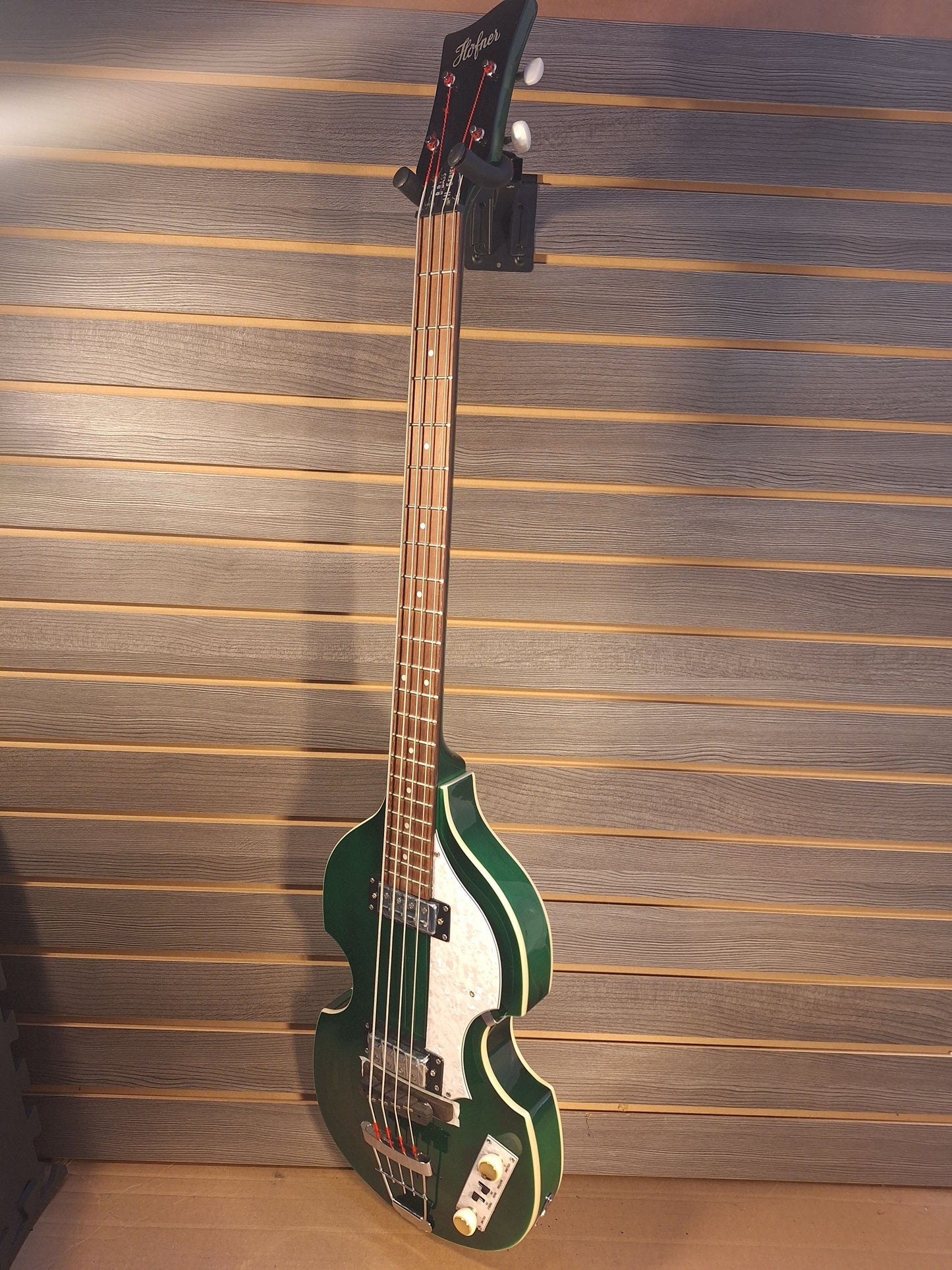 Hofner Ignition Pro Violin Bass Green
