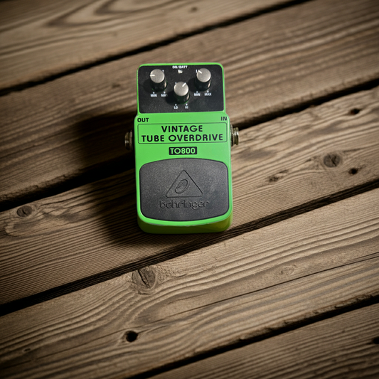 Used Behringer Vintage Tube Over Drive TO800 Pedal