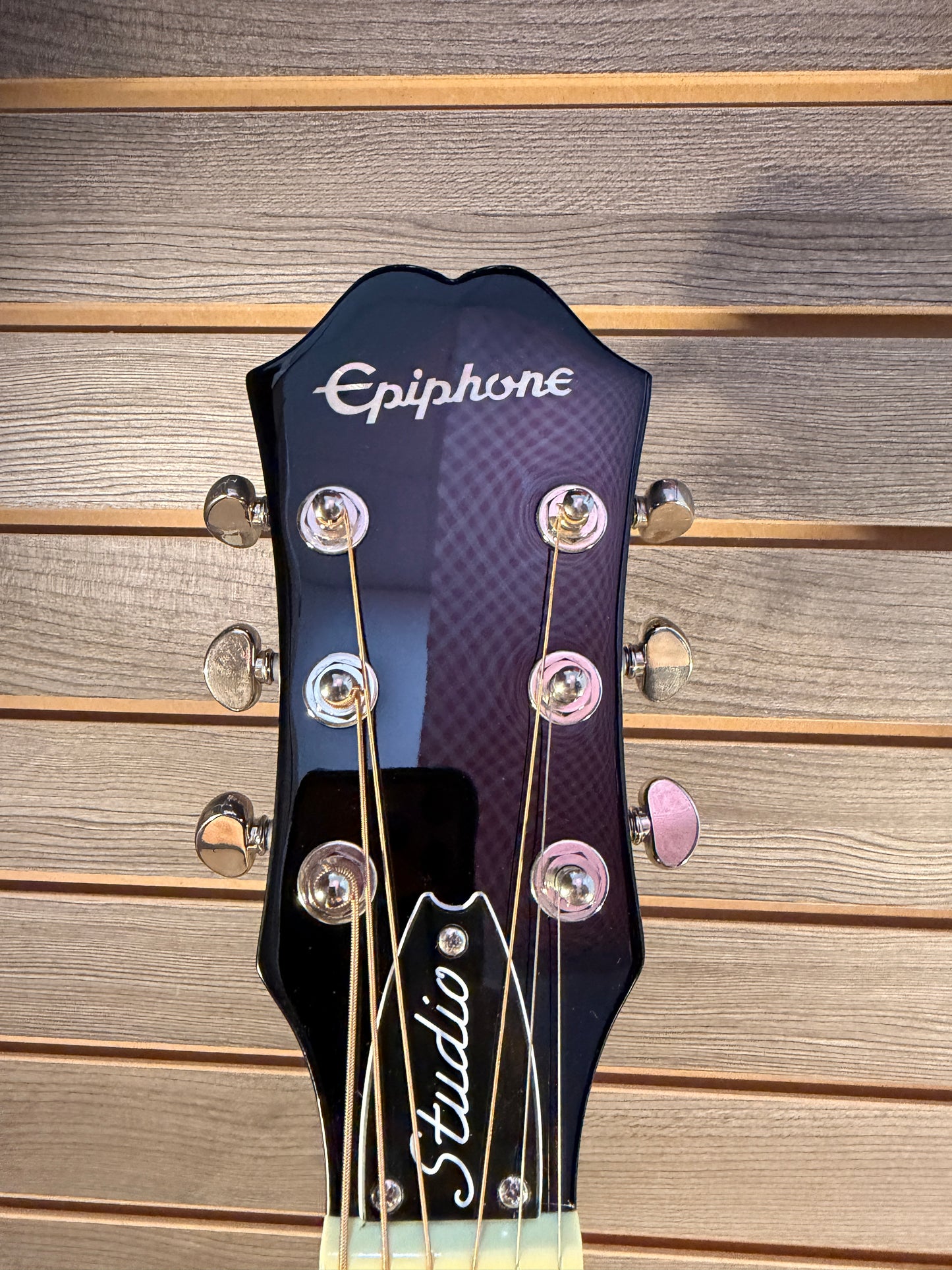 Epiphone L-00 Acoustic/Electric Guitar