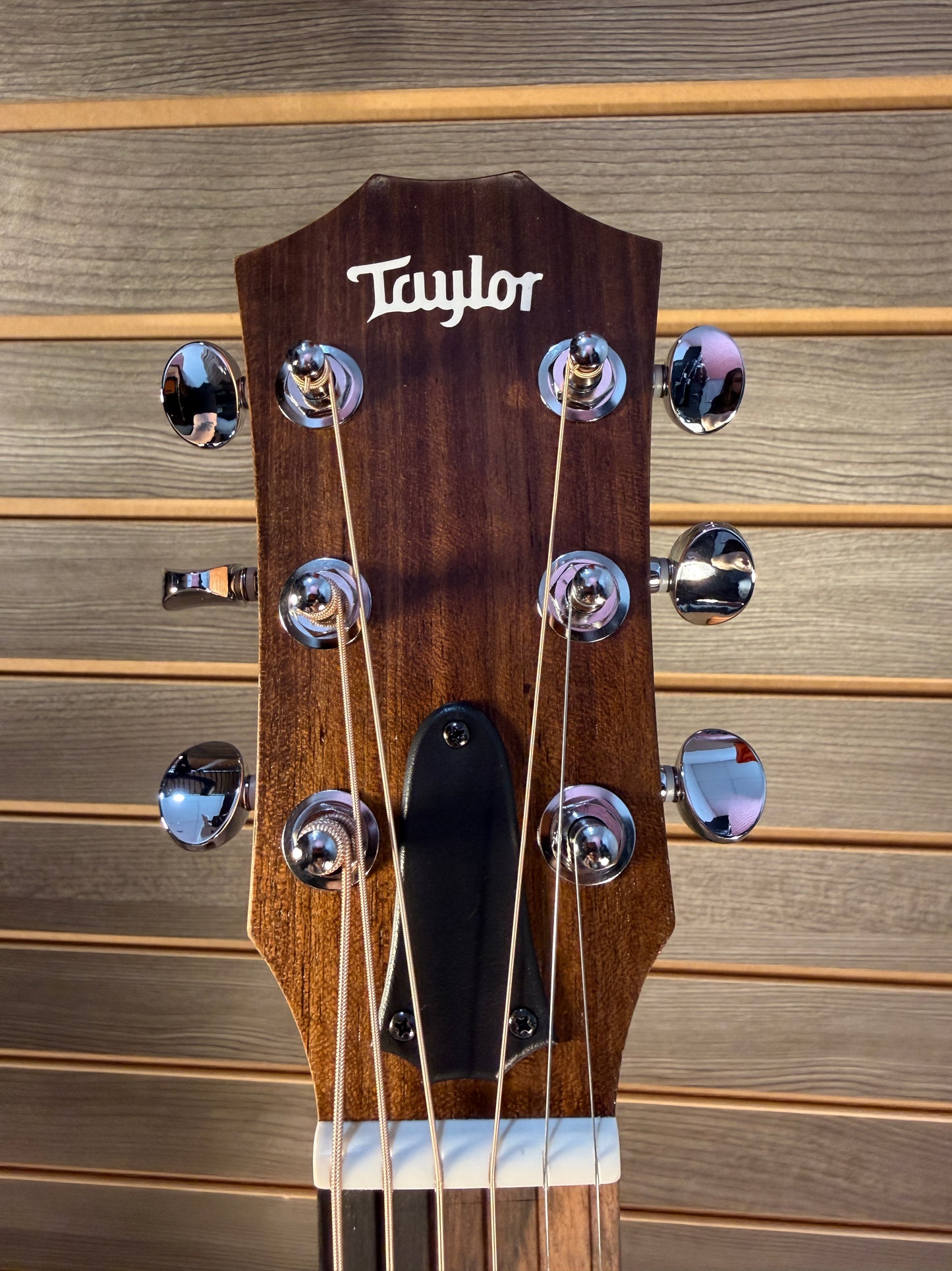 Taylor GS Mini-e Mahogany Acoustic Electric Guitar With Premium Gig Bag