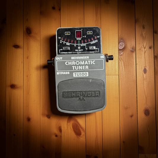 Used Behringer TU 100 Tuner Pedal