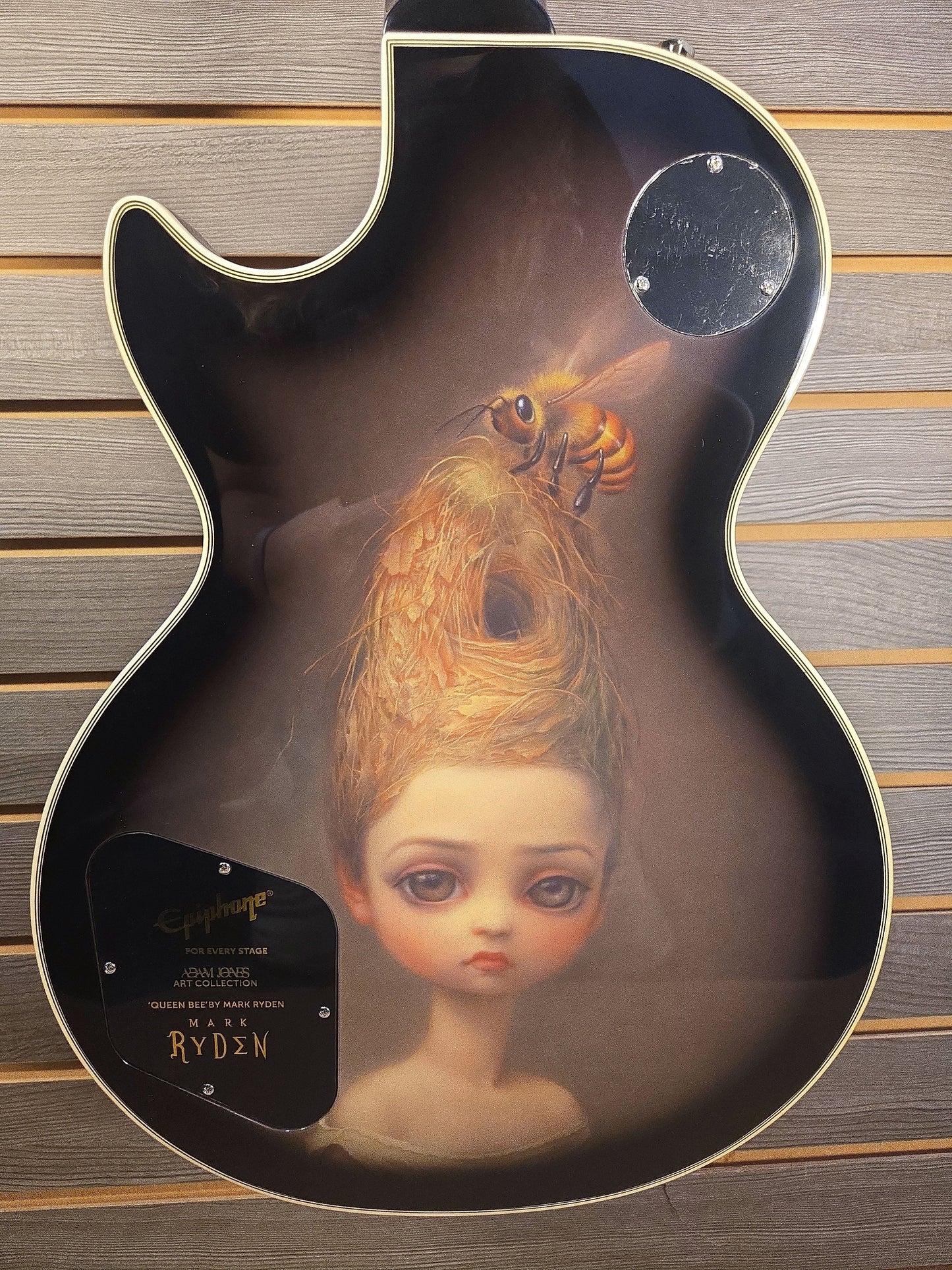 Epiphone Adam Jones Art Series Queen Bee Les Paul Custom Silverburst w/Hard Protector Case