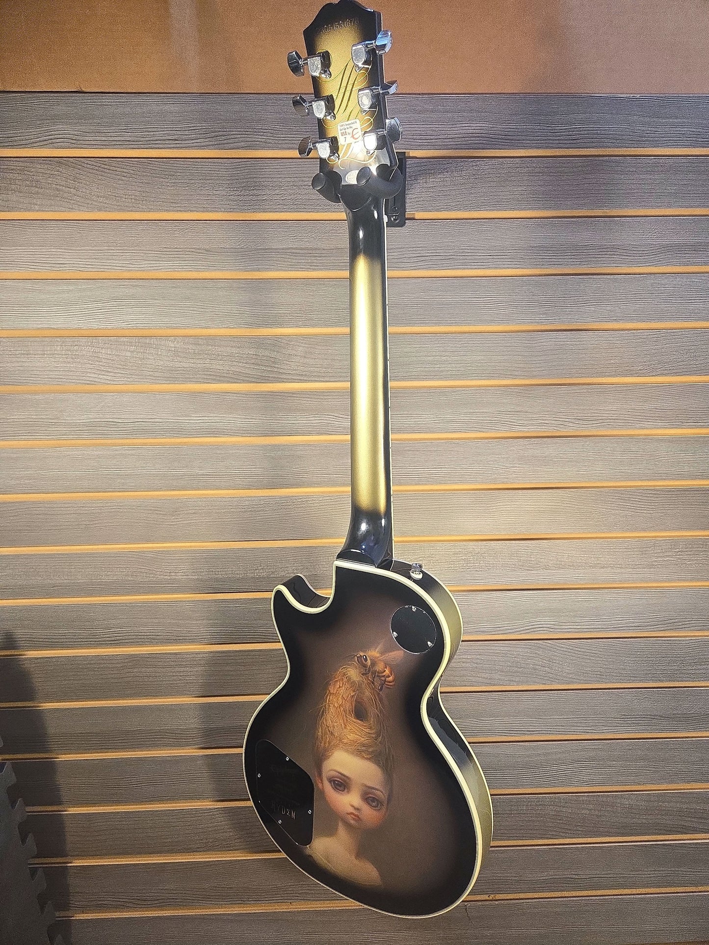 Epiphone Adam Jones Art Series Queen Bee Les Paul Custom Silverburst w/Hard Protector Case