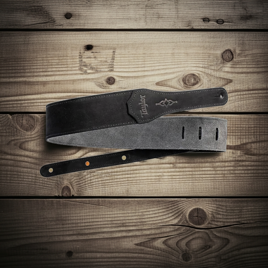 Taylor Strap Sanded Suede Medium Black