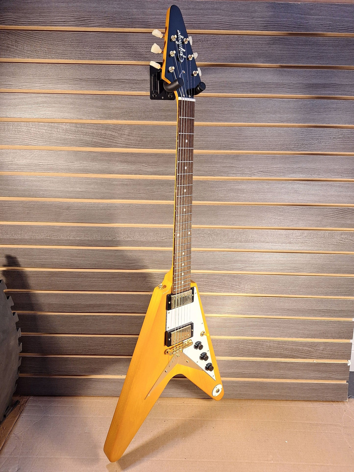 Epiphone 1958 Korina Flying V Gold
