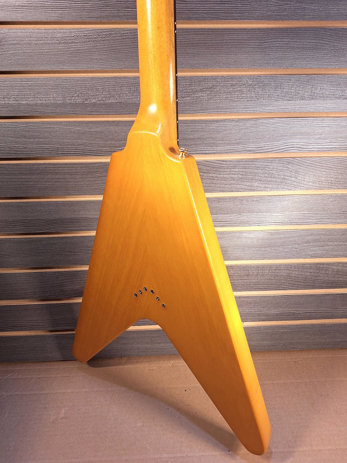 Epiphone 1958 Korina Flying V Gold