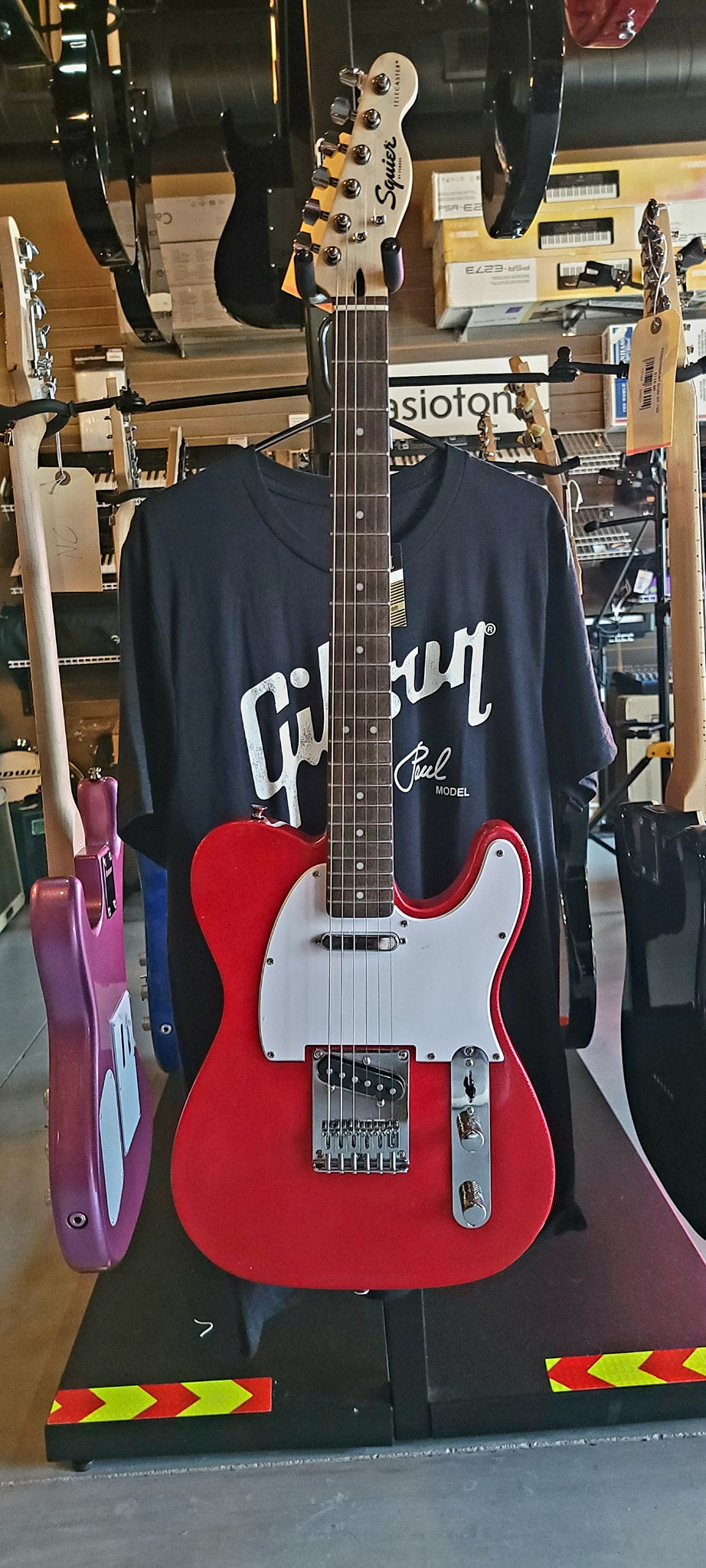 PREVIOUSLY LOVED:  Fender Squier Red Sparkle