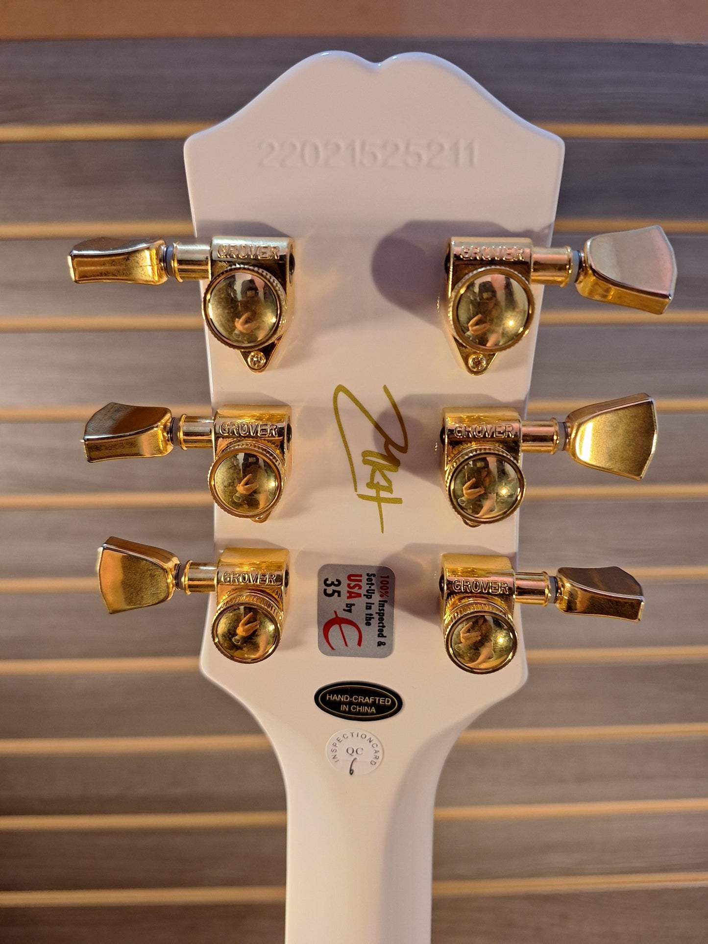 Epiphone Matt Heafy Les Paul Custom Origins With Hard Case Bone White