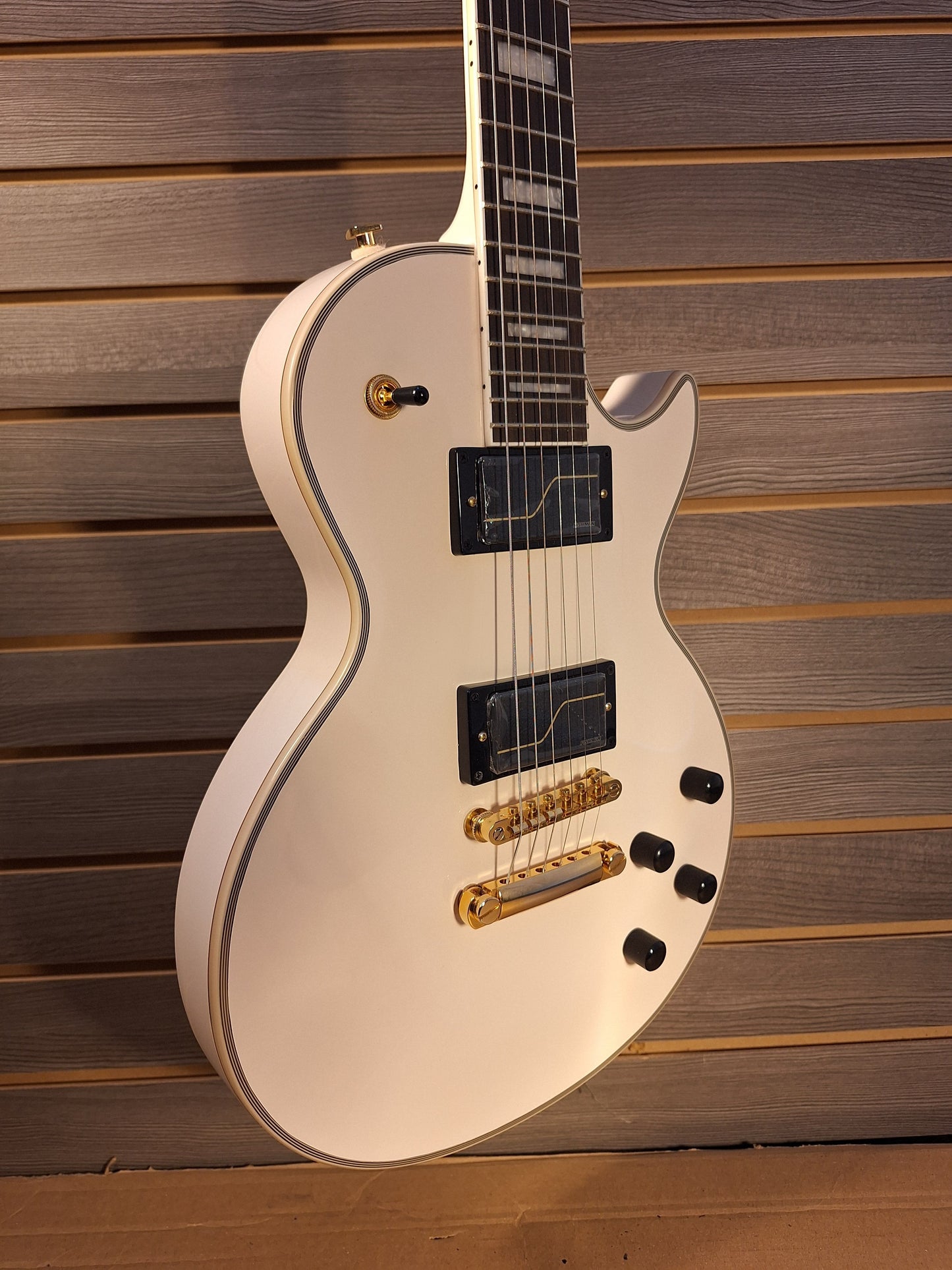 Epiphone Matt Heafy Les Paul Custom Origins With Hard Case Bone White