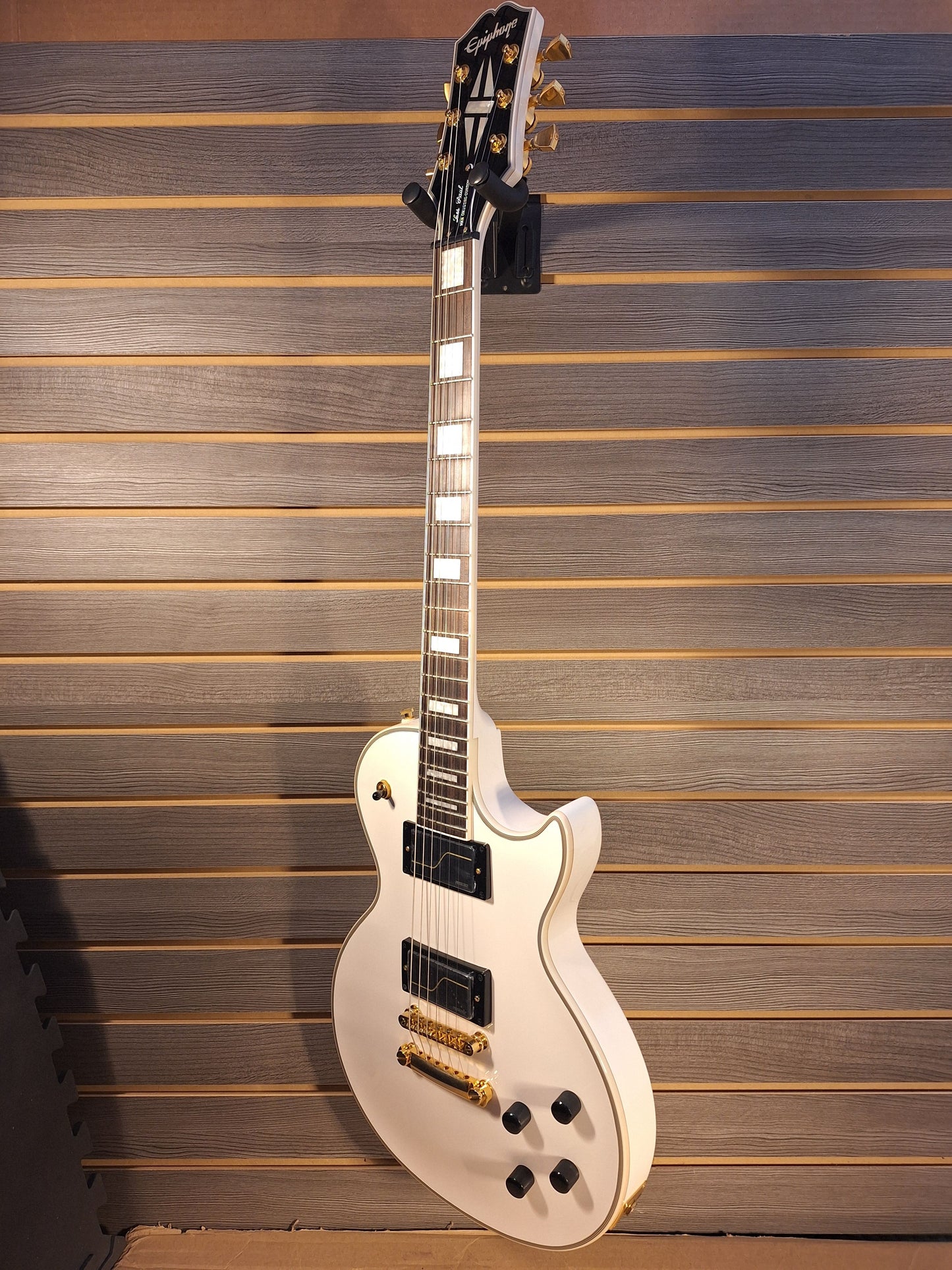 Epiphone Matt Heafy Les Paul Custom Origins With Hard Case Bone White