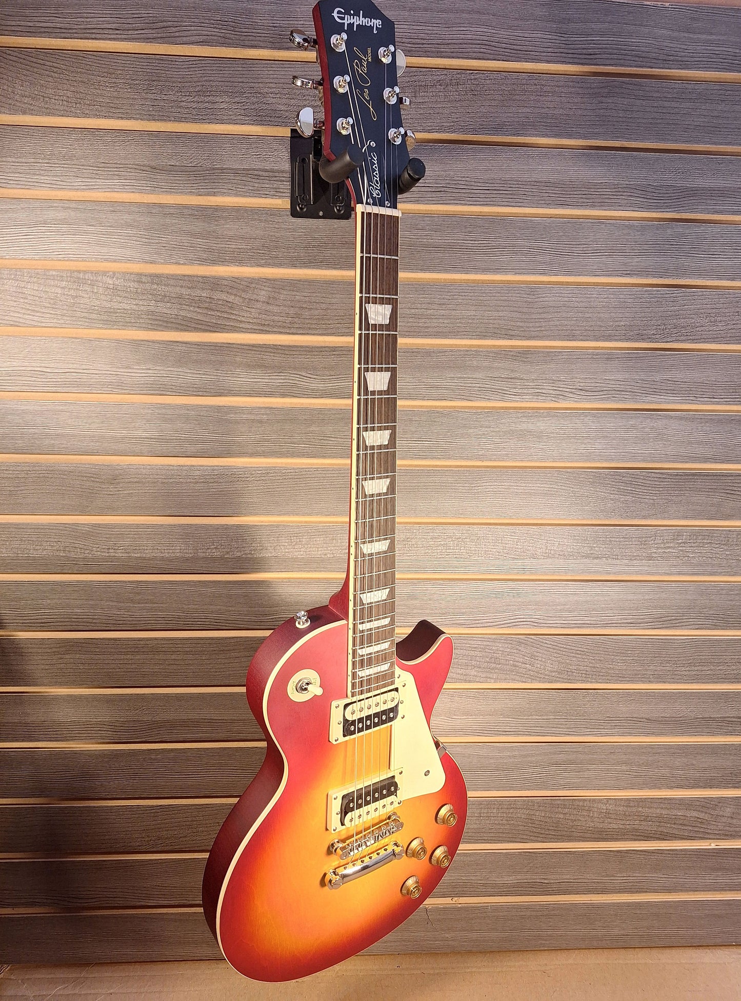 Epiphone Les Paul Classic Worn Heritage Cherry Sunburst Electric Guitar