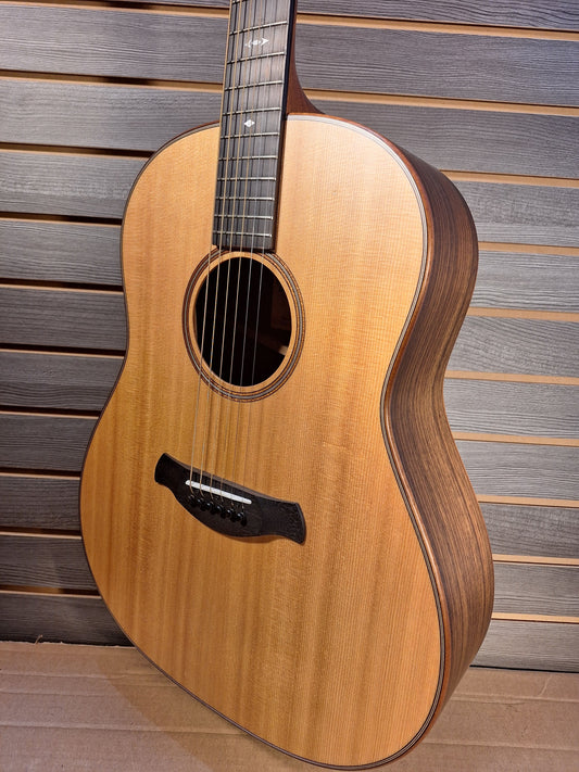 Previously Owned Taylor Builder's Edition 717E (Case Included)